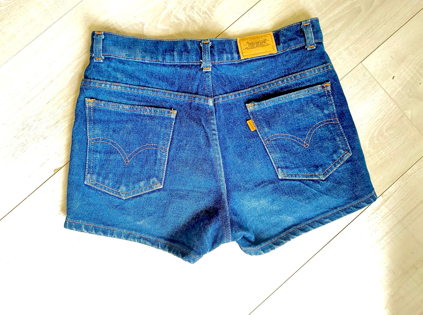 Short LEVI'S