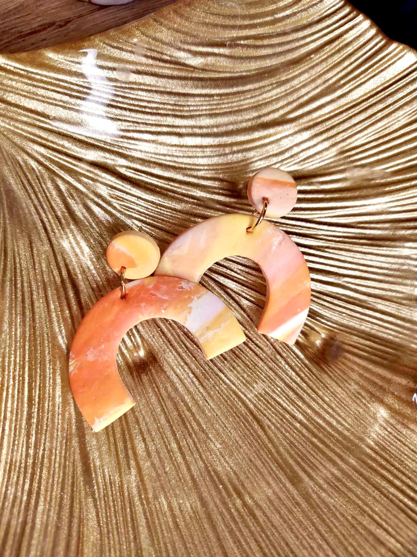 Boucles d'oreilles arc en ciel orangé