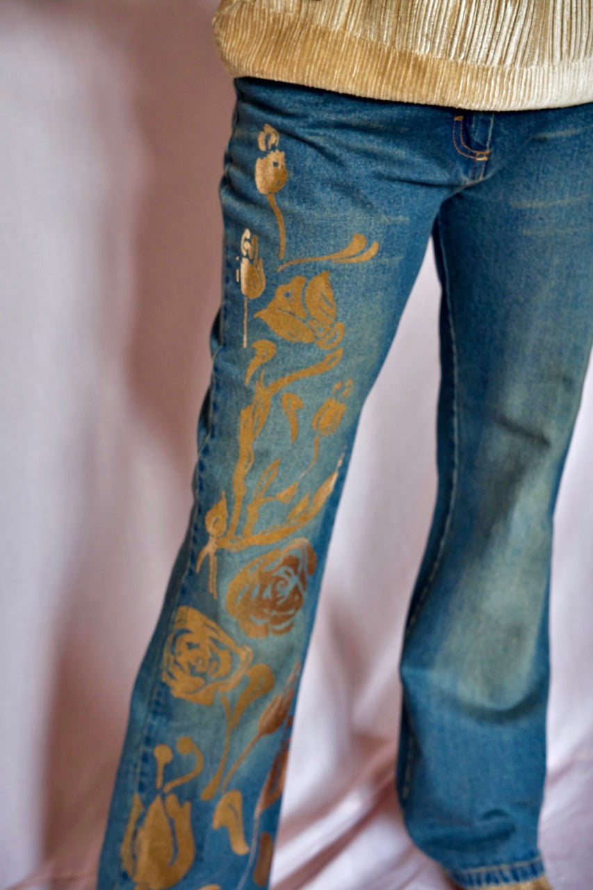 Jean pattes d'euh' fleurs velours