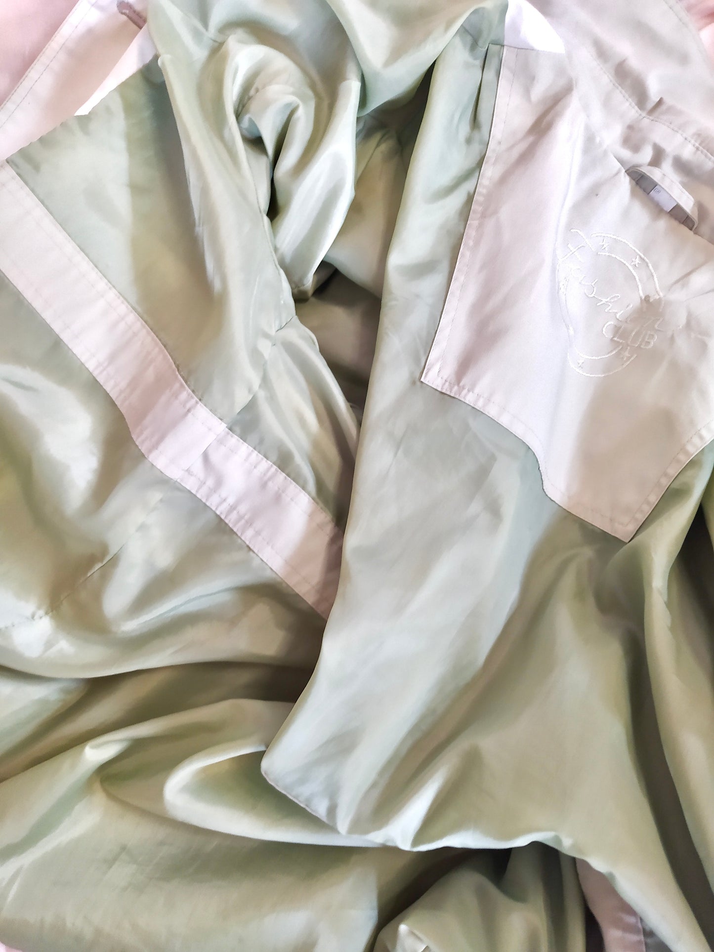 Manteaux léger imperméable vert pastel