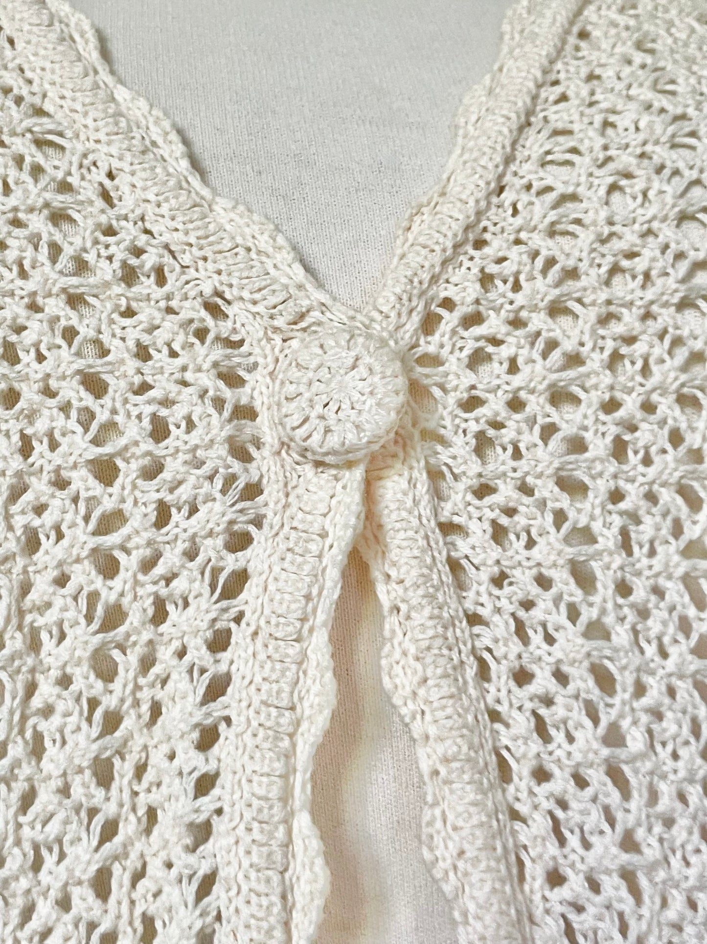 Gilet crocheté écru
