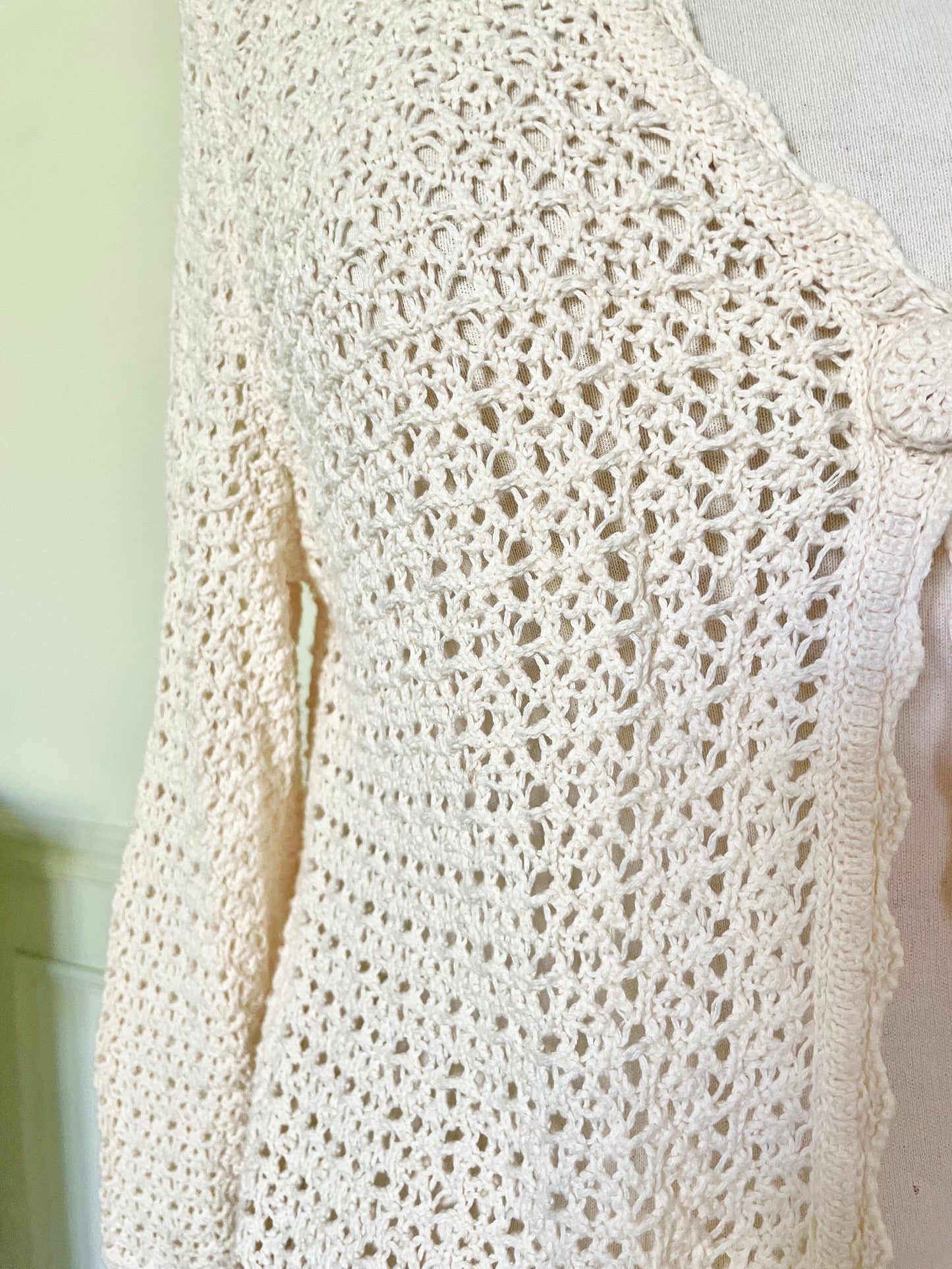 Gilet crocheté écru