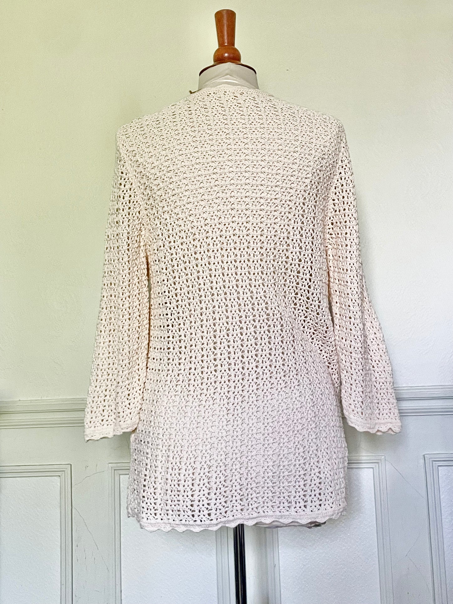Gilet crocheté écru