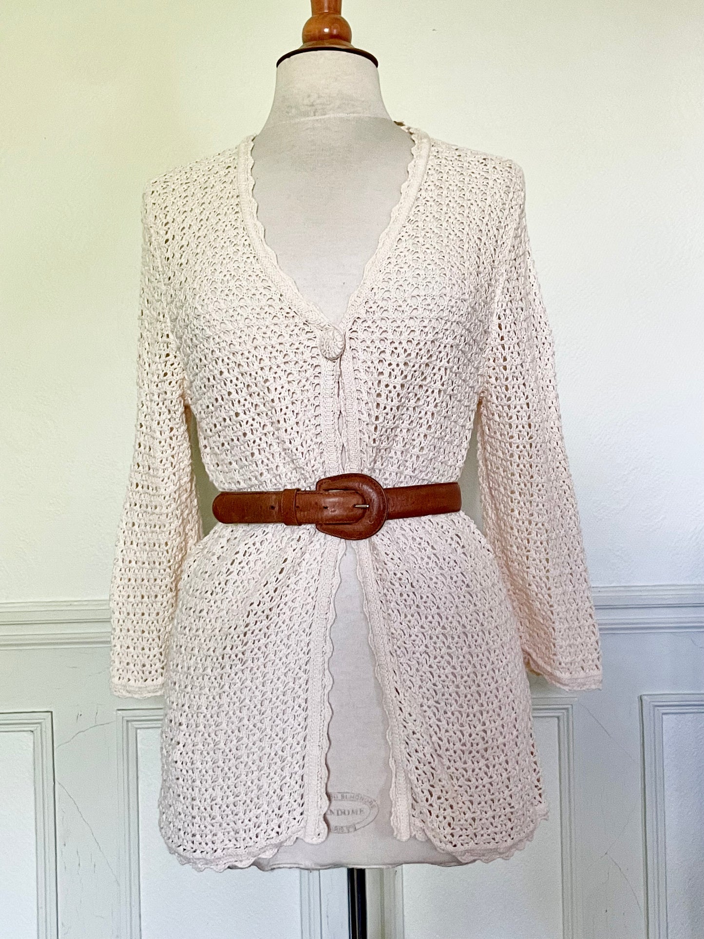 Gilet crocheté écru