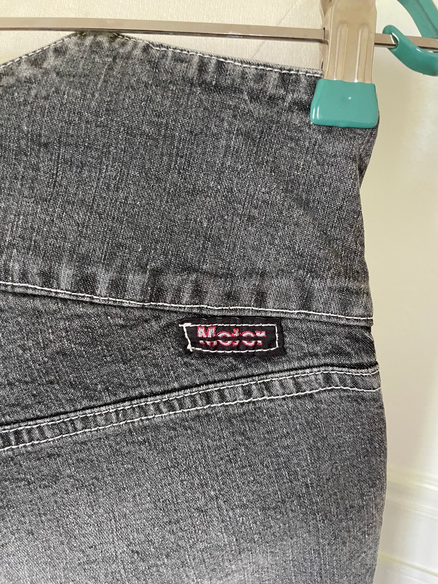 Jean taille basse gris jambes larges