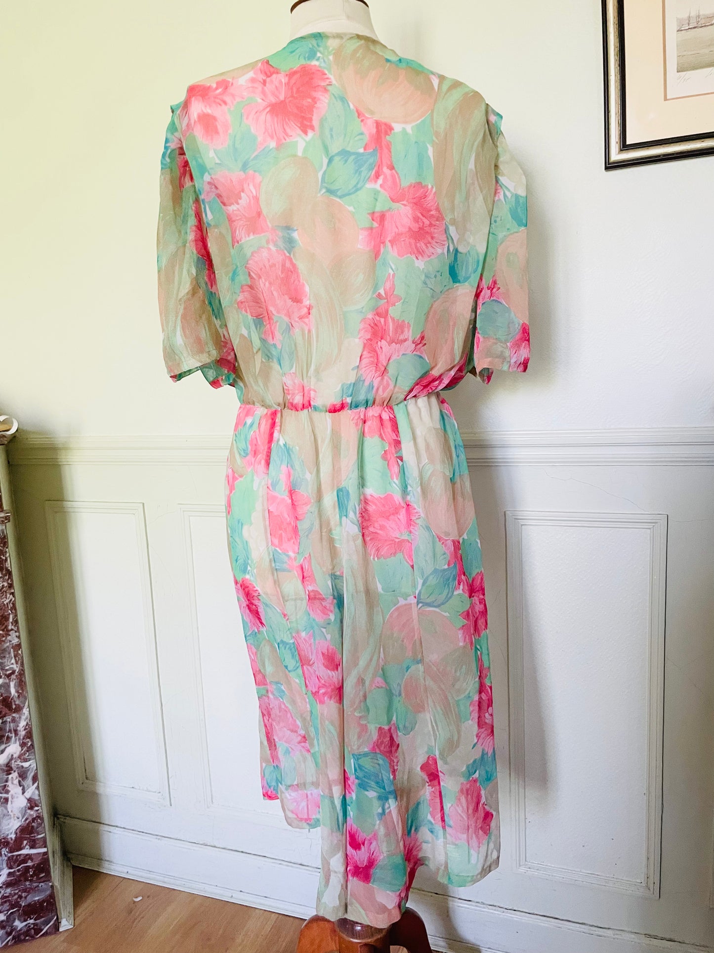 Robe vaporeuse fleurie vintage