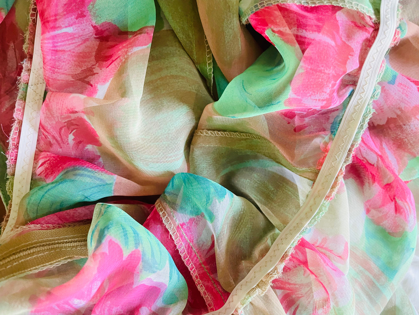 Robe vaporeuse fleurie vintage