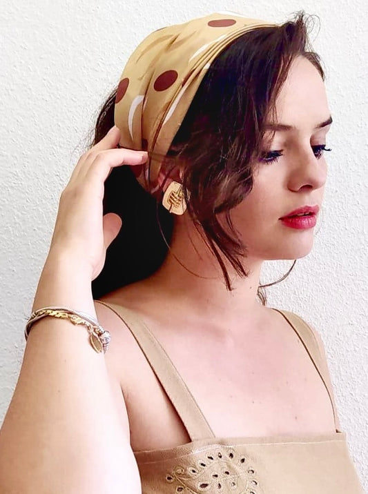 Carré beige à pois DANIEL HETCHTER