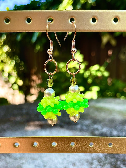 Boucles d’oreilles faites main jaune et vert fluo