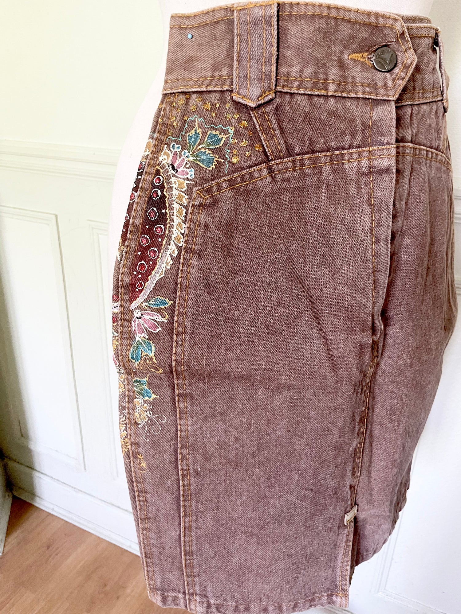 Jupe tube en jean années 90 taille haute vinatge