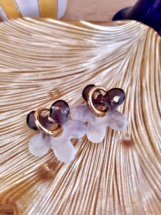 Boucles d'oreilles fleurs et dorures