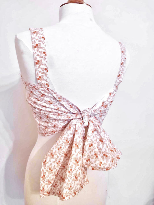 Top fait main dos nu petites fleurs oranges