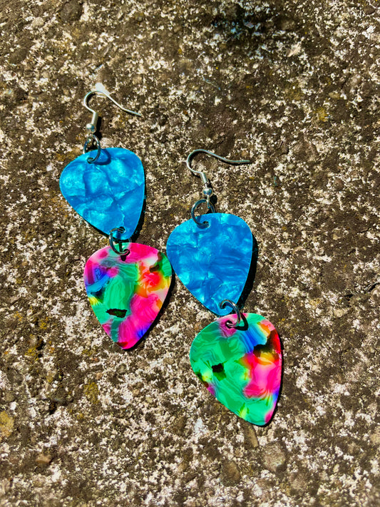 Boucles d’oreilles médiators bleu piscine et multicolore 🐬