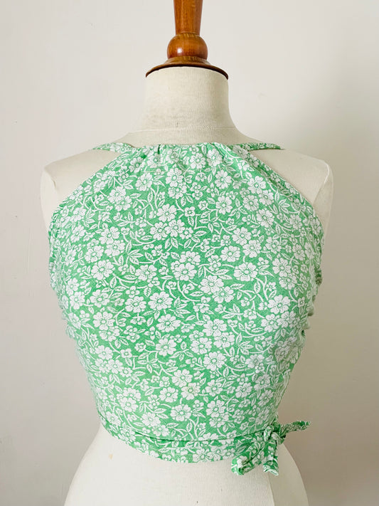 Top fait main dos nu plongeant ou croisé fleuri vert clair