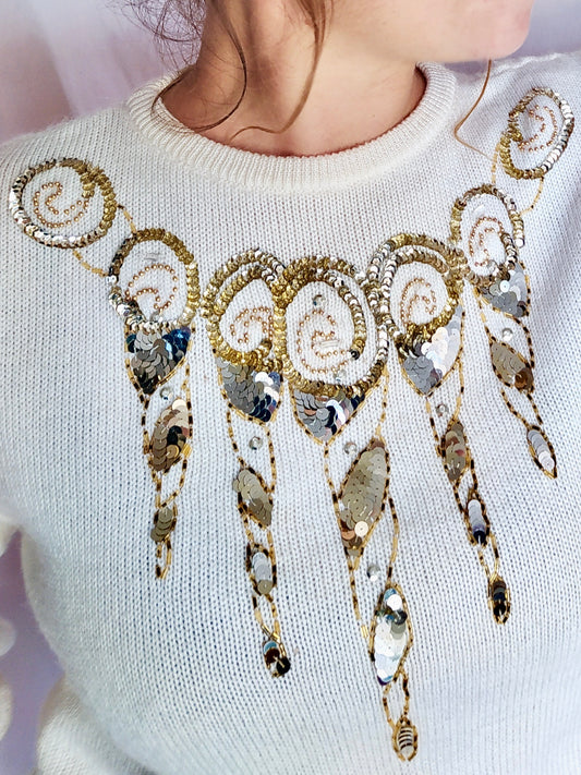 Pull blanc perles dorés et argentés