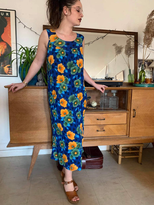 Robe longue effet fripé grosses fleurs vertes bleues et jaunes