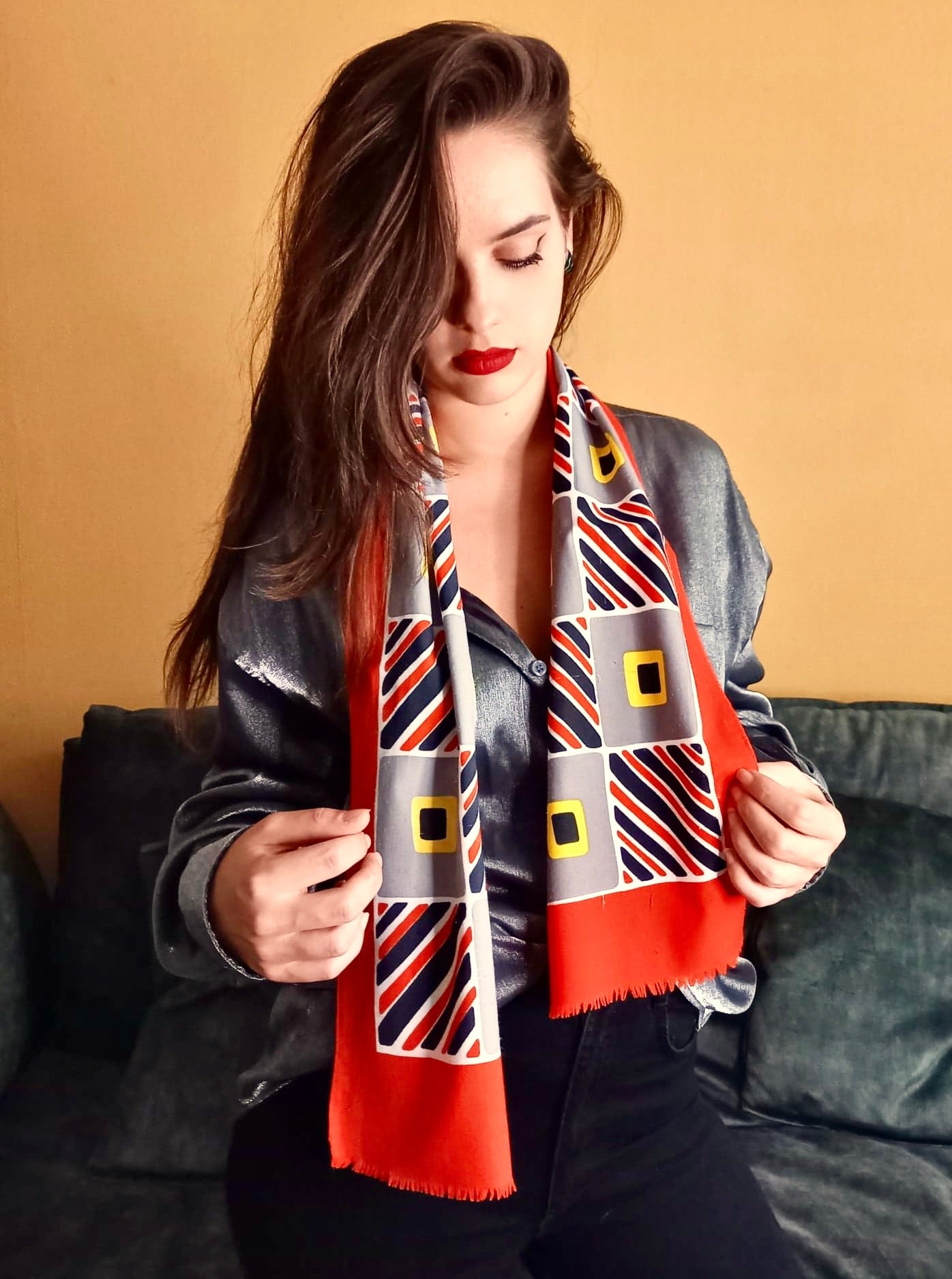 Foulard vintage rouge et jaune